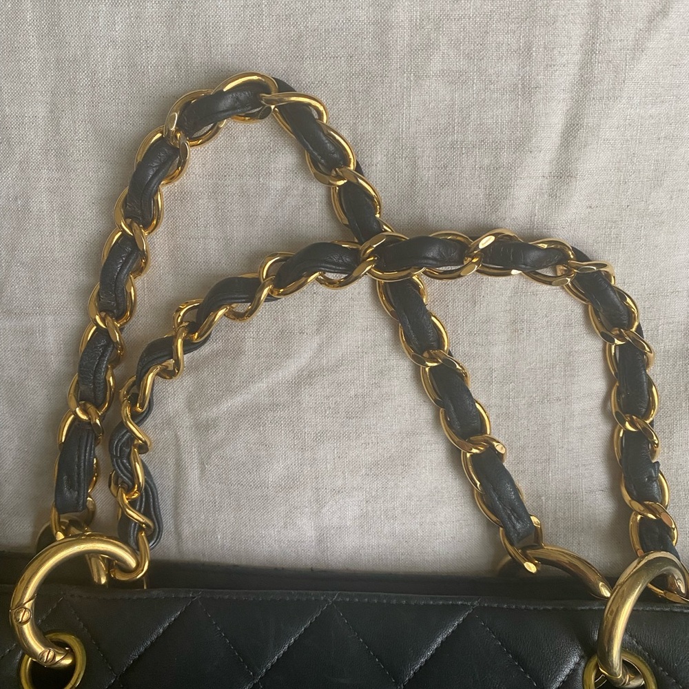 Chanel Black Lambskin Quilted Large Tote Bag with Gold Chain & Leather Handles - Picture 11 of 16